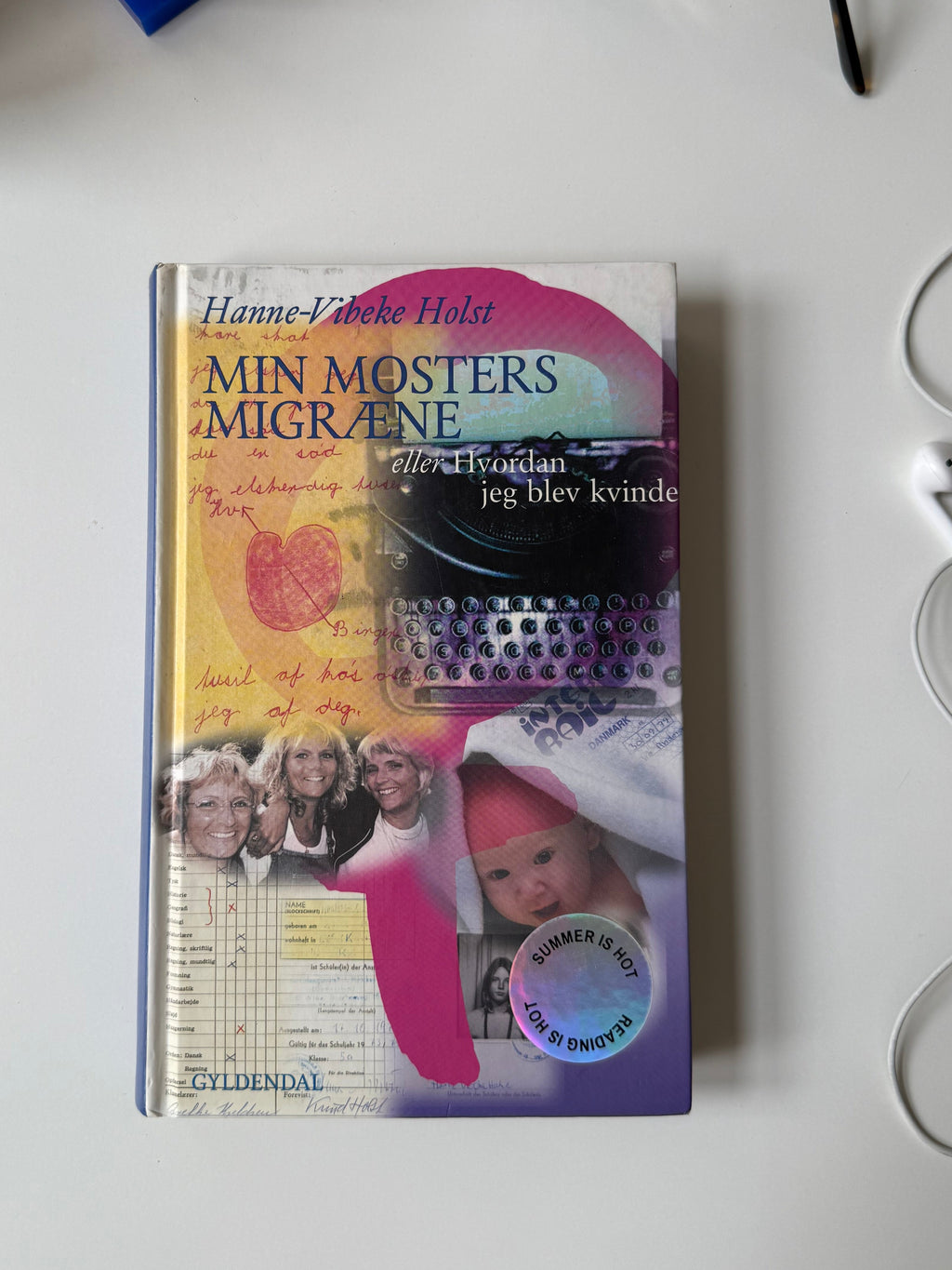 Min mosters migræne by Hanne-Vibeke Holst (danish)