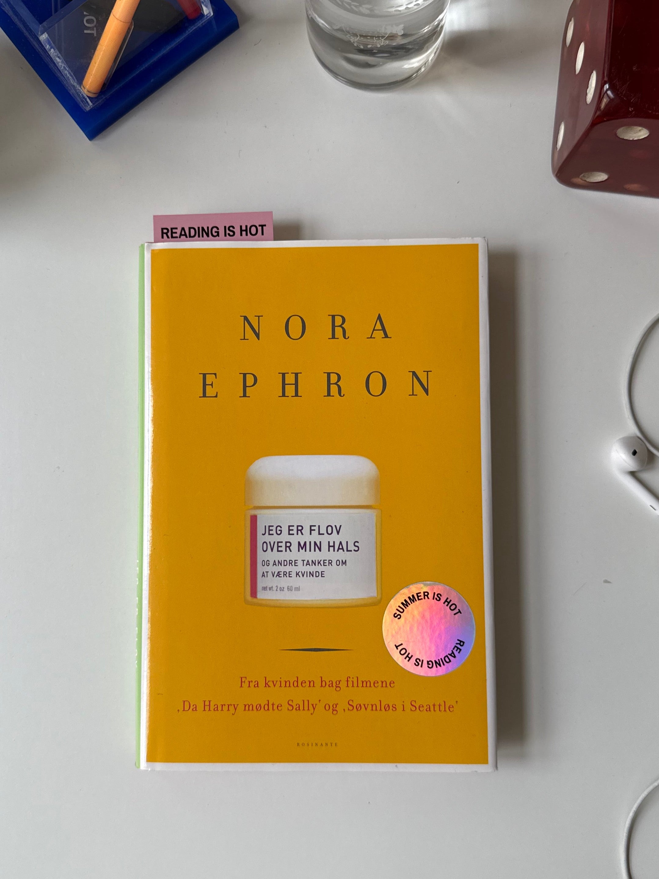Jeg er flov over min hals by Nora Ephron (danish)