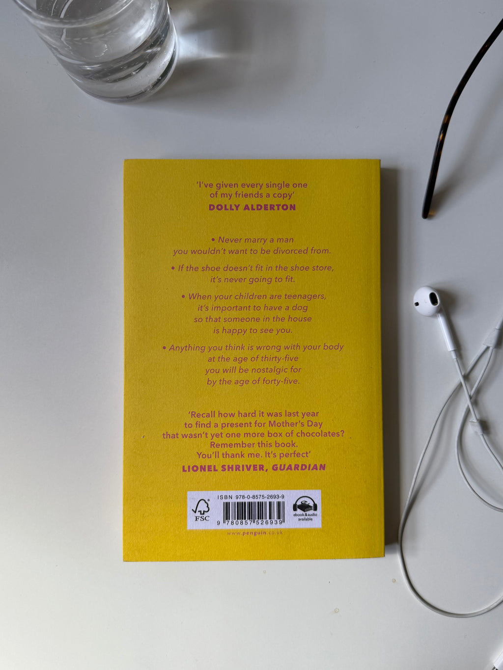 I feel bad about my neck by Nora Ephron (english)